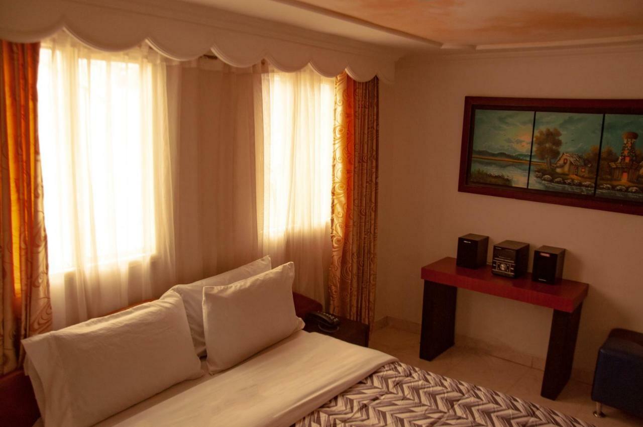 La Gran Fortaleza B&B بوغوتا المظهر الخارجي الصورة